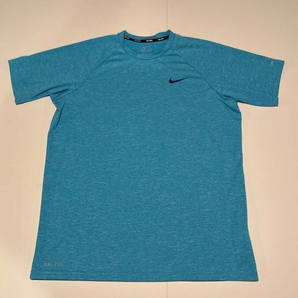 NIKE Mens Essential Hydroguard Swim T-Shirt UPF 40+ NESSA589-406 Blue-White
